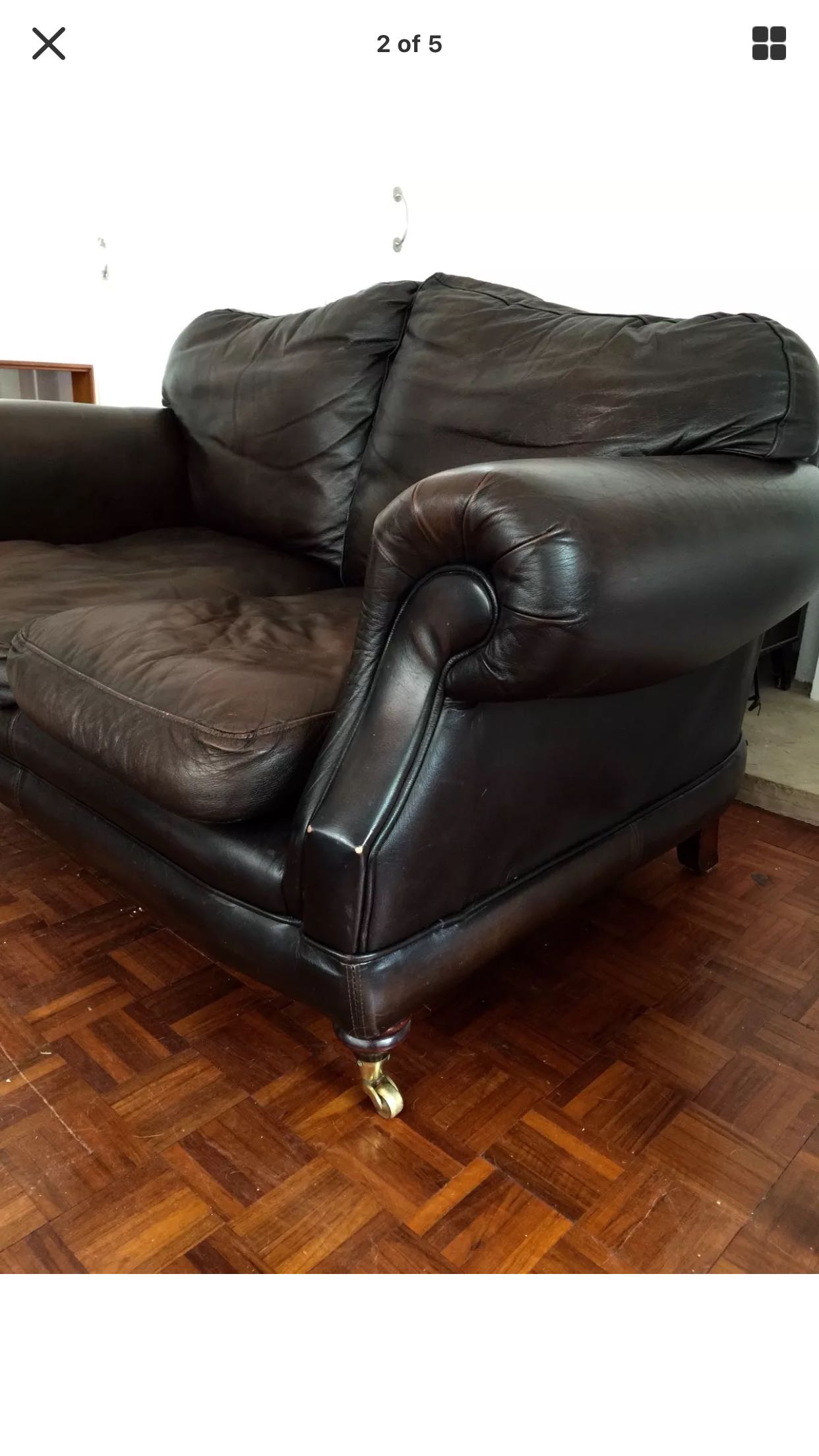 Thomas Lloyd leather two seater Chesterfield style sofa For Sale in Bromsgrove, Worcestershire Thomas Lloyd leather two seater Chesterfield style sofa For Sale in Bromsgrove, Worcestershire